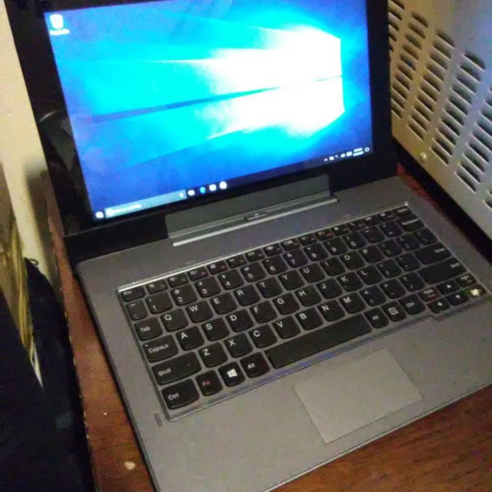 LENOVO IDEATAB LYNX TABLET W/ KEYBOARD DOCK